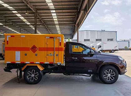 顺河回族爆破器材运输车